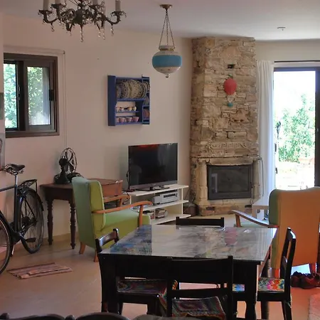 Makryiannis House Asgata